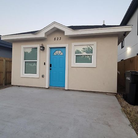 The House With The Blue Door. Lejlighed McAllen Eksteriør billede
